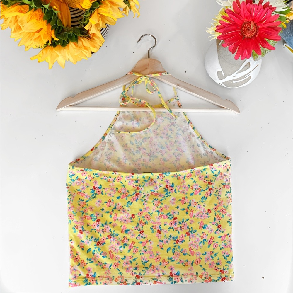 Halter top - Picture 2 of 2